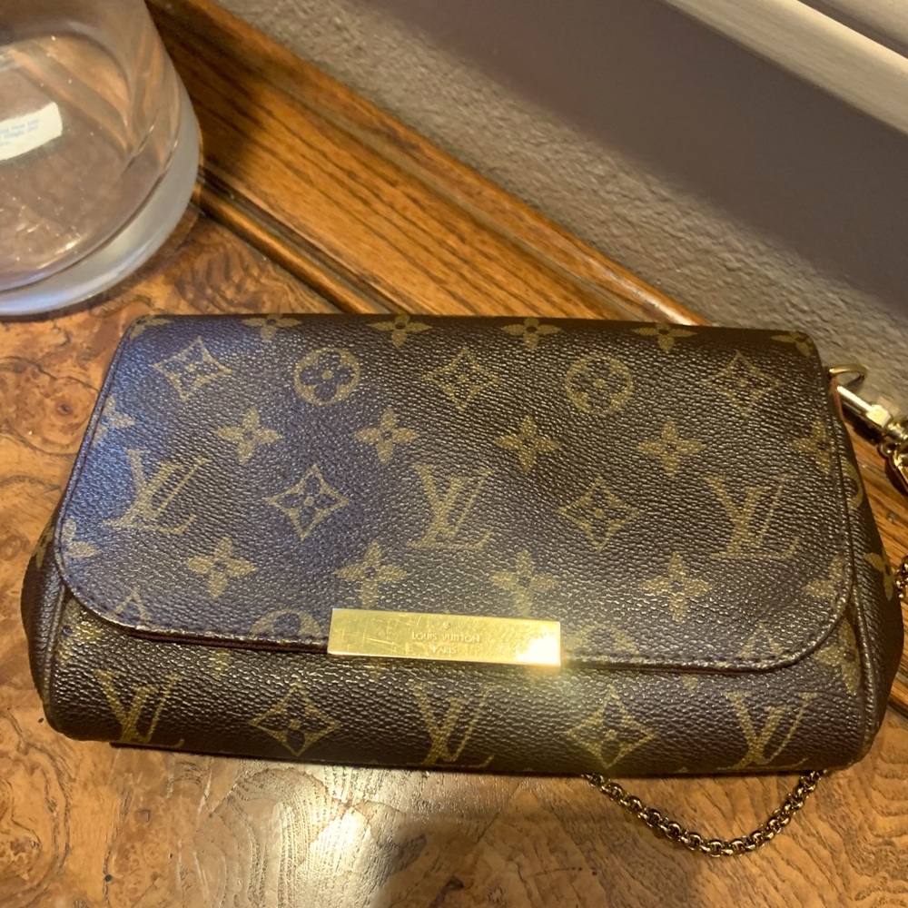 LOUIS VUITTON FAVORITE MM